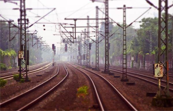 Neglijenţa, cauza principală a deceselor pe calea ferată din ţara noastră